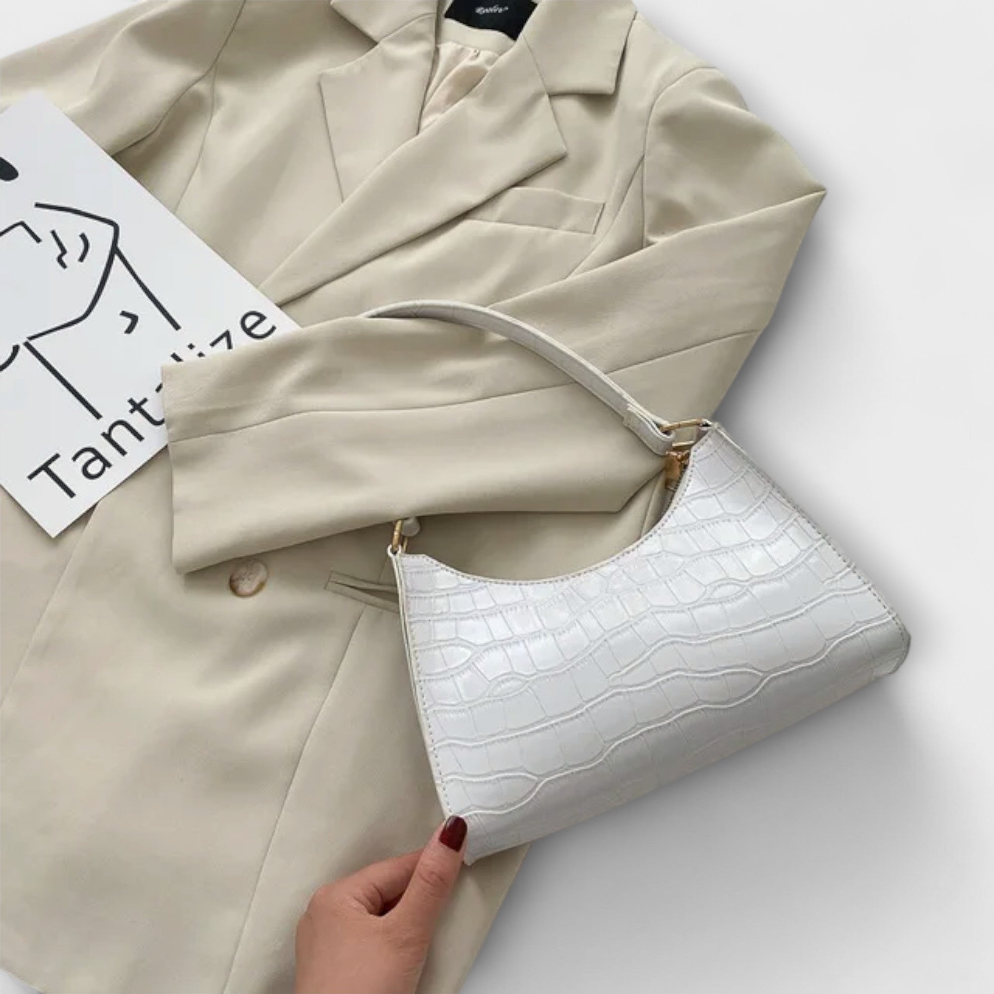 Olivia - Kiiltävä Nahkalaukku