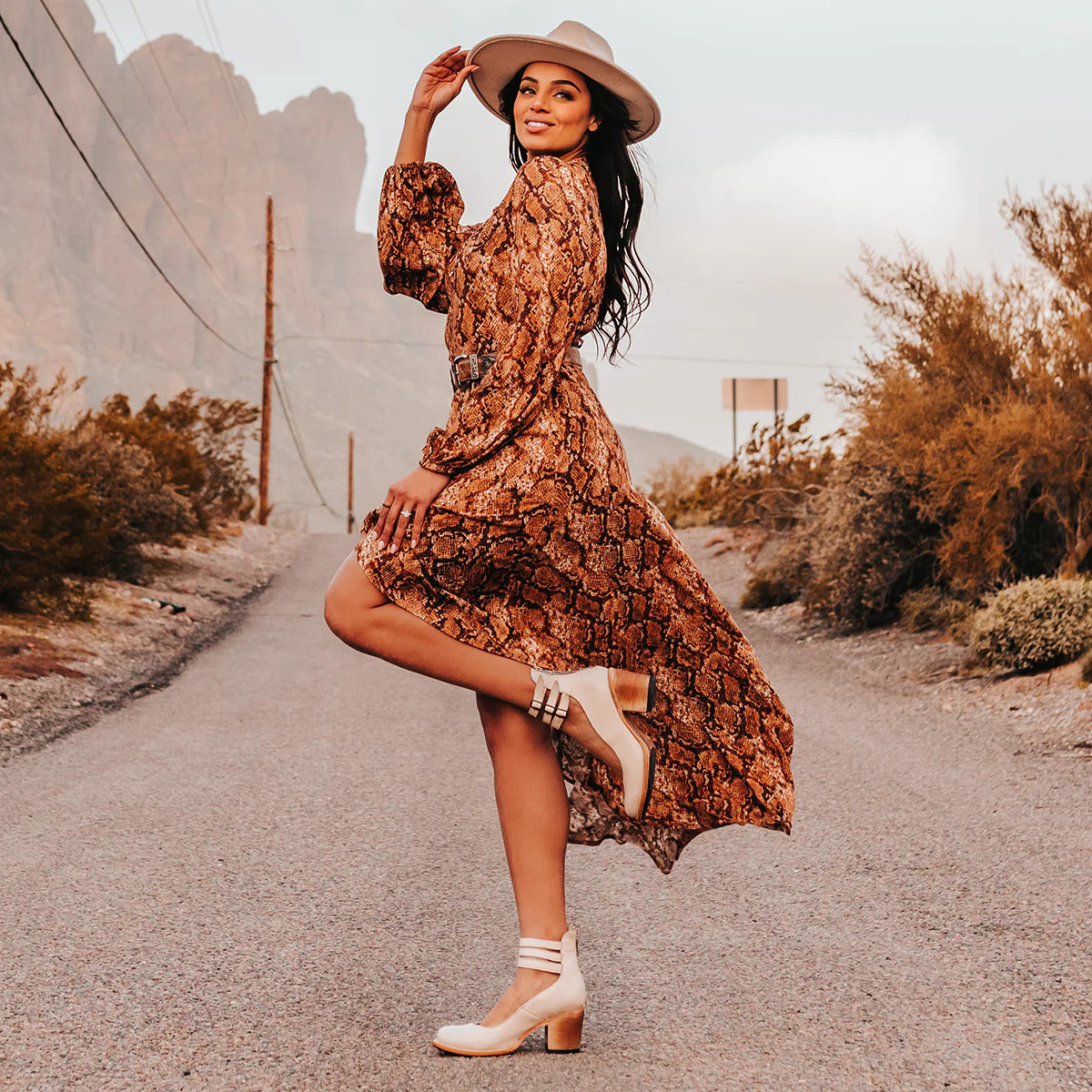 Katy™ - tyylikkäät ja modernit saappaat